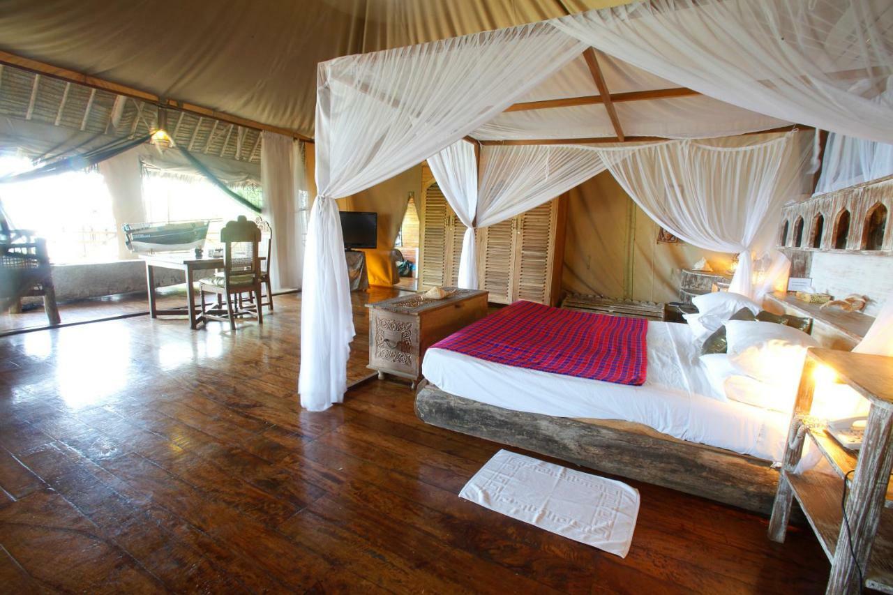Msambweni Beach House Villa Exterior photo